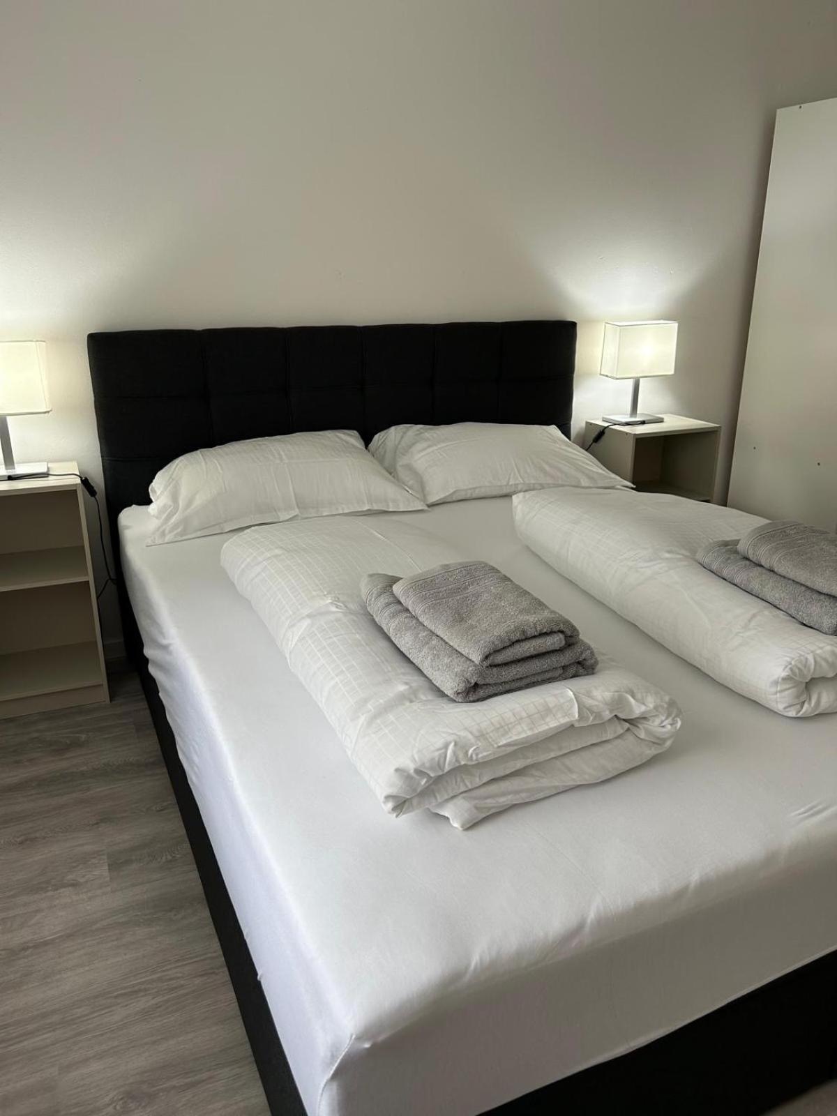 Апартаменты Kassel Lohfelden Monteur Und Family Qualitat Schmidt Ll Экстерьер фото